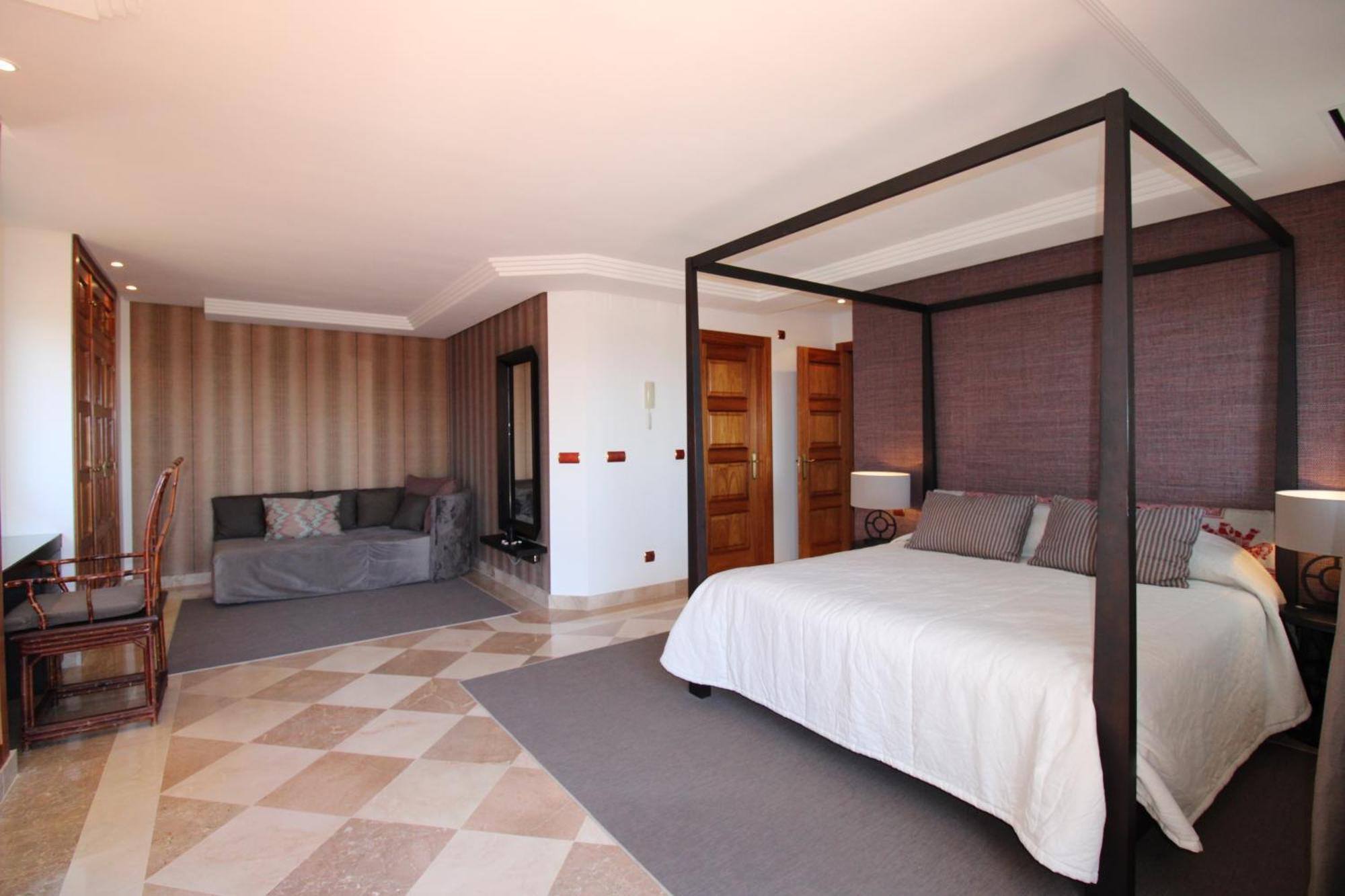 Lovely Duplex Penthouse With Spectacular Sea View * Marbella