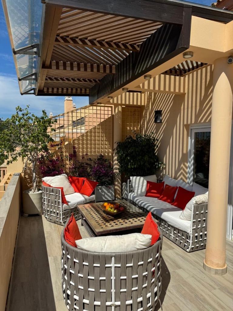 Lovely Duplex Penthouse With Spectacular Sea View Apartment *